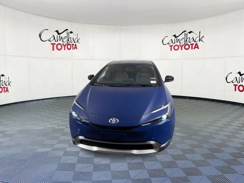 Used 2025 Toyota Prius Plug-In Hybrid FWD image 6