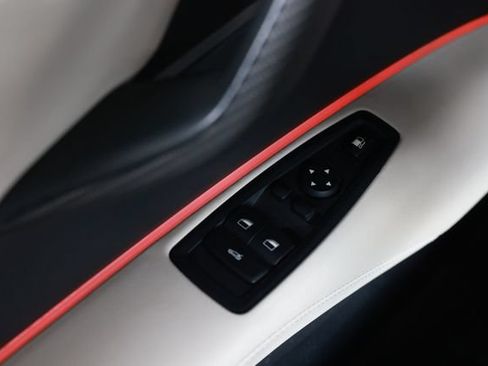 Used 2020 BMW i8 Coupe AWD/4WD image 48