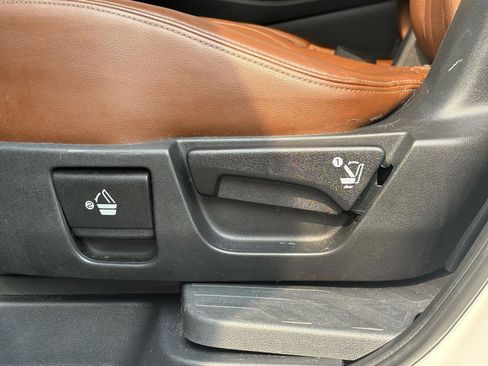 Used 2019 Subaru Ascent Touring w/ Popular Package #2 AWD/4WD image 35