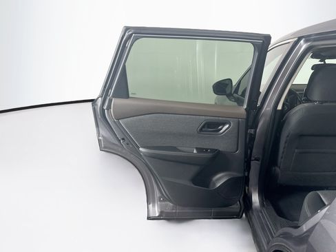 Used 2021 Nissan Rogue S FWD image 25