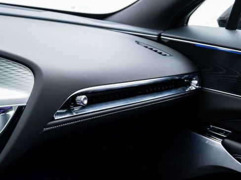 Certified 2024 Cadillac Lyriq Luxury w/ LPO, Floor Liner Package image 31