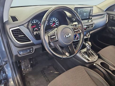 Used 2021 Kia Seltos S AWD/4WD image 13