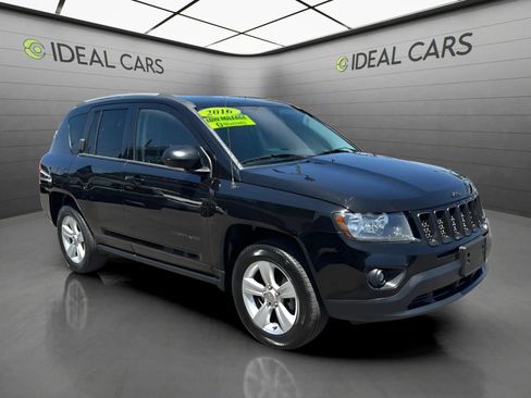 Used 2016 Jeep Compass Sport w/ Power Value Group FWD image 3