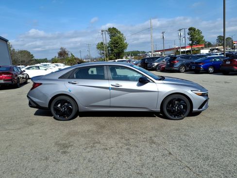 New 2026 Hyundai Elantra Sport FWD image 2