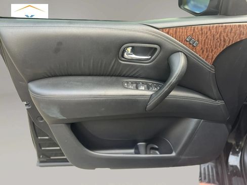 Used 2020 Nissan Armada SL w/ Premium Package AWD/4WD image 10