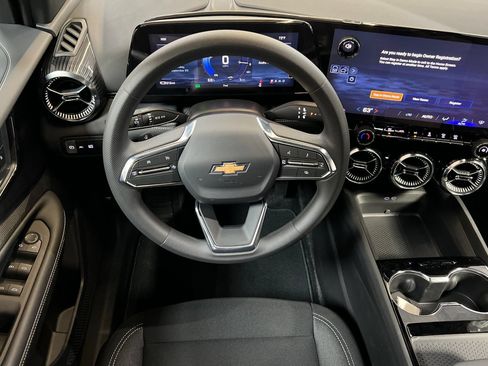 Used 2026 Chevrolet Blazer EV LT FWD image 14