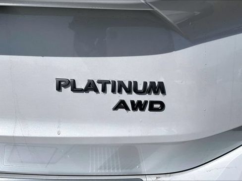 New 2026 Nissan Rogue Platinum w/ Platinum Premium Package AWD/4WD image 18