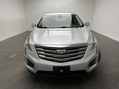 Used 2017 Cadillac XT5 Luxury image 4