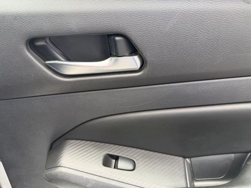 Used 2019 Nissan Altima 2.5 SV AWD/4WD image 39