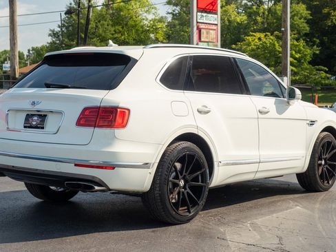 Used 2018 Bentley Bentayga Activity image 36