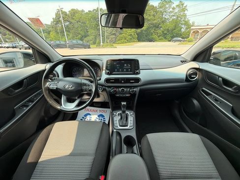 Used 2020 Hyundai Kona SEL AWD/4WD image 16