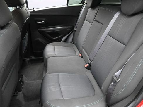 Used 2016 Chevrolet Trax LT AWD/4WD image 22