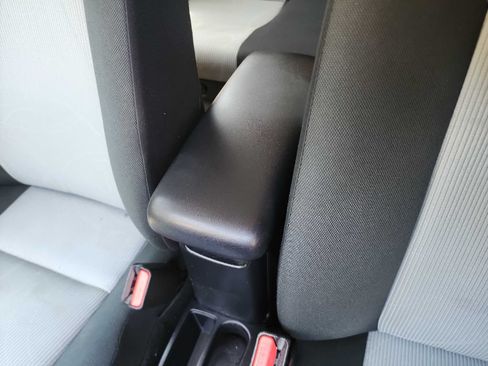 Used 2014 Toyota Prius C Two FWD image 22