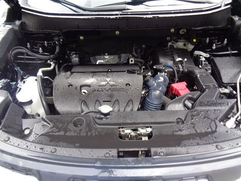 Used 2020 Mitsubishi Outlander Sport ES image 9