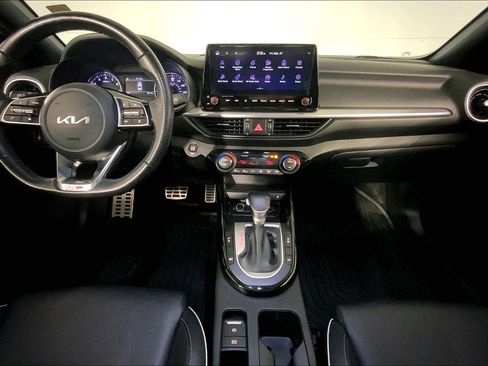 Used 2023 Kia Forte GT-Line w/ GT-Line Premium Package image 15