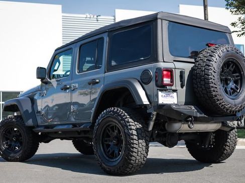 Used 2022 Jeep Wrangler Unlimited Sport AWD/4WD image 25