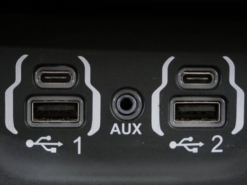 Used 2022 RAM 1500 Laramie AWD/4WD image 22