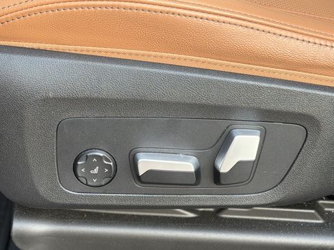 Used 2023 BMW X3 sDrive30i w/ Premium Package RWD image 18