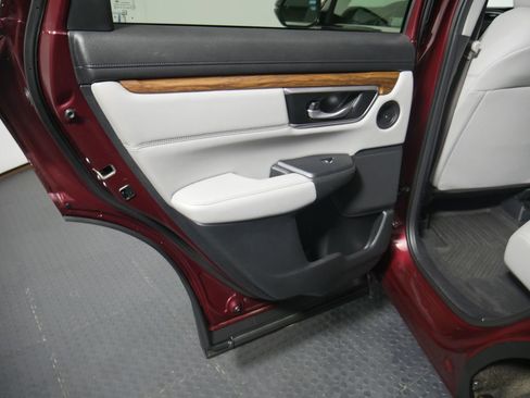 Certified 2019 Honda CR-V Touring image 12