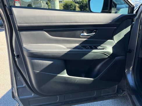 Certified 2025 Nissan Murano SV image 31