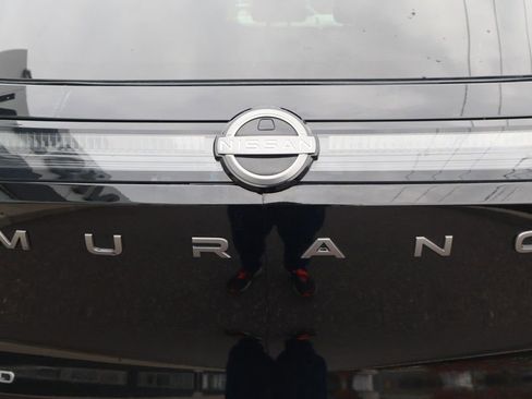 Used 2025 Nissan Murano SV image 33