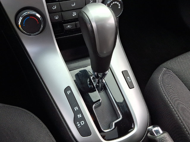 Used 2014 Chevrolet Cruze LT w/ All-Star Edition FWD image 10