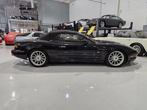 Used 1997 Aston Martin DB7 Volante image 7