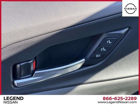 Used 2023 Toyota Prius LE image 16