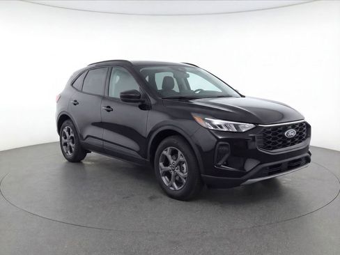 Used 2025 Ford Escape ST-Line FWD image 2