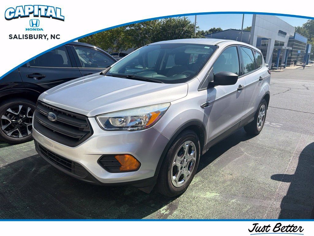 Used 2017 Ford Escape S FWD image 1