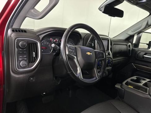 Used 2022 Chevrolet Silverado 3500 LT w/ Convenience Package image 13