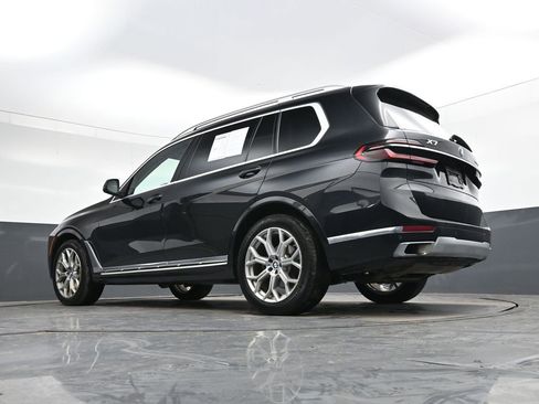 Used 2025 BMW X7 xDrive40i image 34