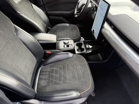 Used 2022 Ford Mustang Mach-E GT image 18