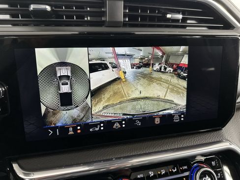 New 2026 GMC Sierra 2500 Denali w/ Denali Reserve Package AWD/4WD image 17