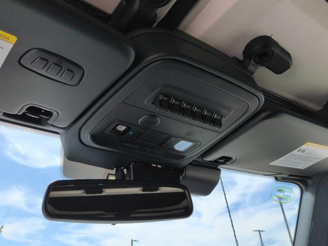 Used 2025 Ford Bronco Badlands AWD/4WD image 23