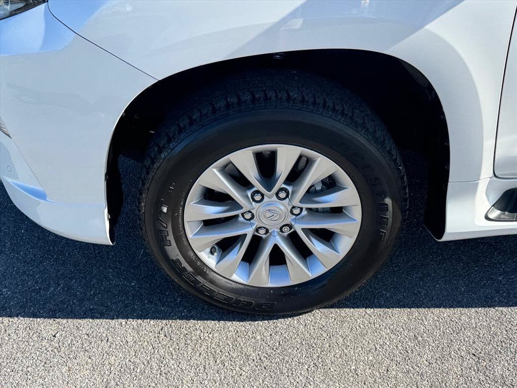 Used 2021 Lexus GX 460 Premium w/ Premium Package AWD/4WD image 15