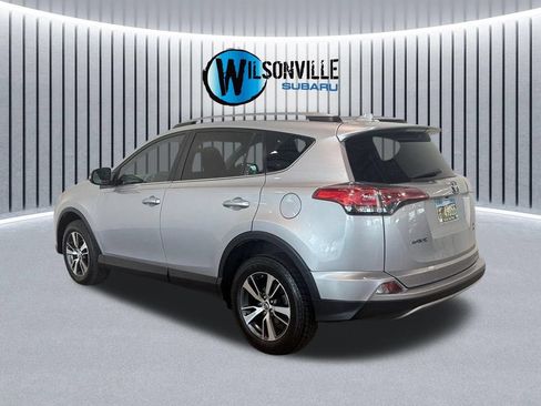 Used 2018 Toyota RAV4 XLE w/ Plus Extra Value Package AWD/4WD image 8