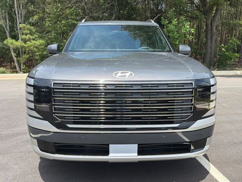 New 2026 Hyundai Palisade Calligraphy FWD image 9