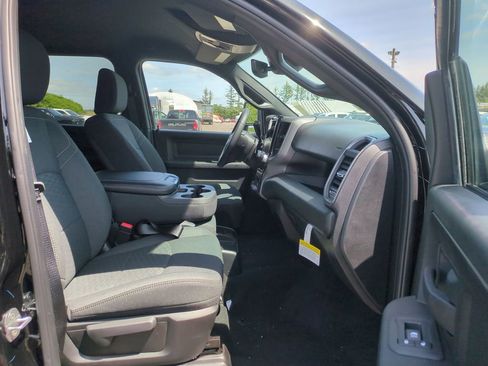 New 2026 RAM 3500 Tradesman AWD/4WD image 16