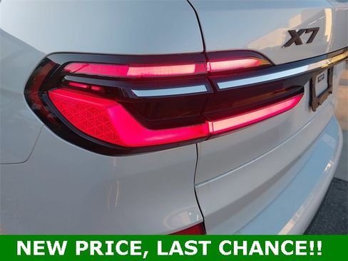 Used 2023 BMW X7 xDrive40i w/ Executive Package image 13