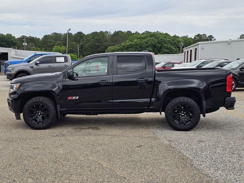 Used 2021 Chevrolet Colorado Z71 w/ Z71 Midnight Edition AWD/4WD image 12