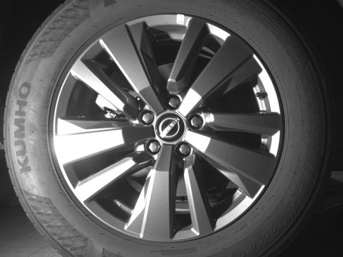 Used 2025 Nissan Pathfinder SV image 15