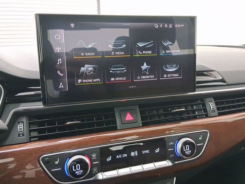 Used 2020 Audi A4 2.0T Premium w/ Convenience Package image 21