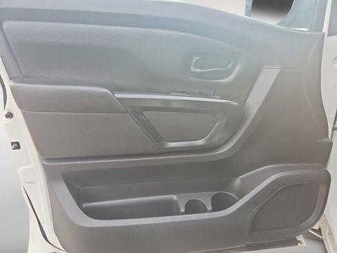 Used 2022 Nissan Titan S w/ S Utility Package image 16