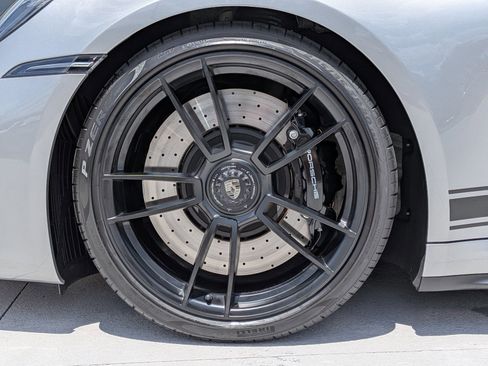Certified 2024 Porsche 911 Carrera 4 GTS AWD/4WD image 27
