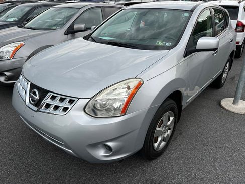 Used 2013 Nissan Rogue S image 1