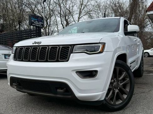 Used 2016 Jeep Grand Cherokee Limited 75th Anniversary AWD/4WD image 5