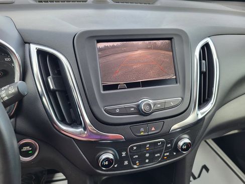Used 2024 Chevrolet Equinox LT image 17