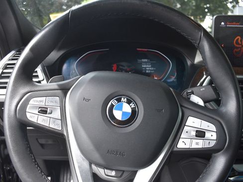 Used 2024 BMW X4 xDrive30i w/ Parking Assistance Package AWD/4WD image 12