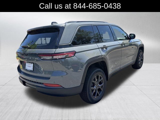New 2027 Jeep Grand Cherokee 4WD image 5